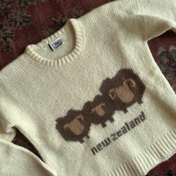 1990's Vintage BABO New Zealand Wool Sheep Intarsia Sweater - Picture 2 of 6